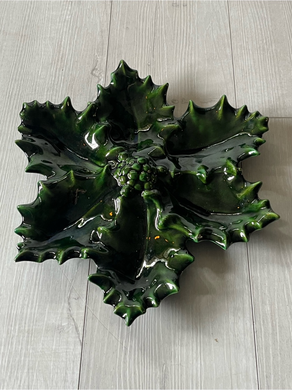 Green Ceramic Holly Leaf Holiday Decorative Bowl